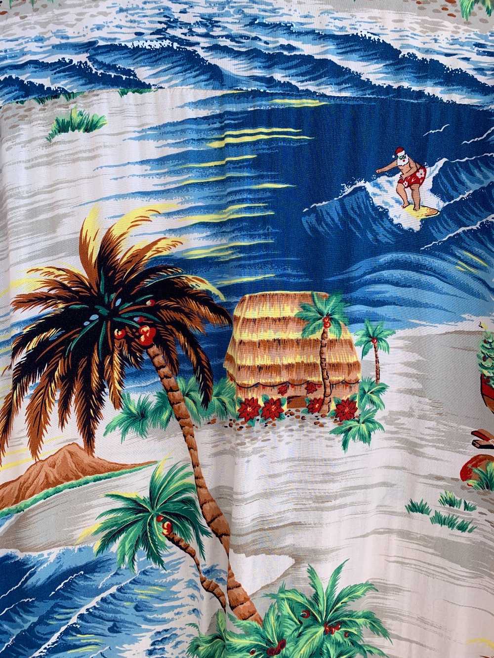 AMAZING! SANTA GOES SURFING! 100% SPUN RAYON HAWA… - image 3