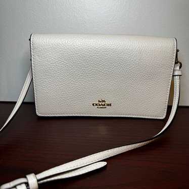 Coach Anna Foldover Clutch Crossbody With deals Creature Patches