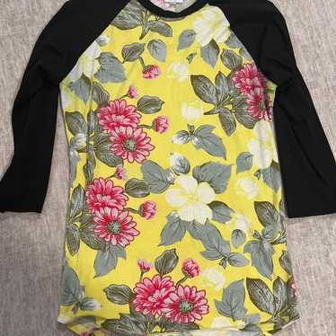 Lularoe randy small baseball tee