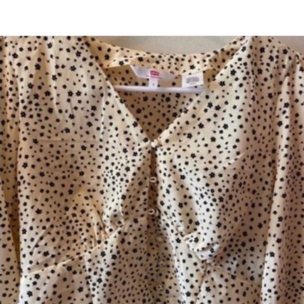 Blouse LEVI with tiny buttons and flowers NEW siz… - image 2