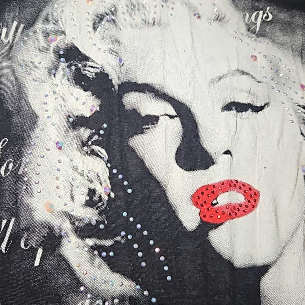 Marilyn Monroe Tshirt - image 3