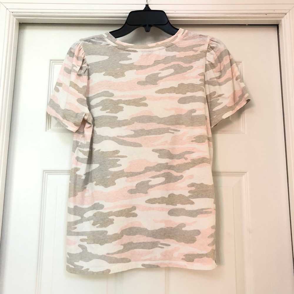 Lucky Brand Pink Camo Graphic Jersey T-shirt Blou… - image 7