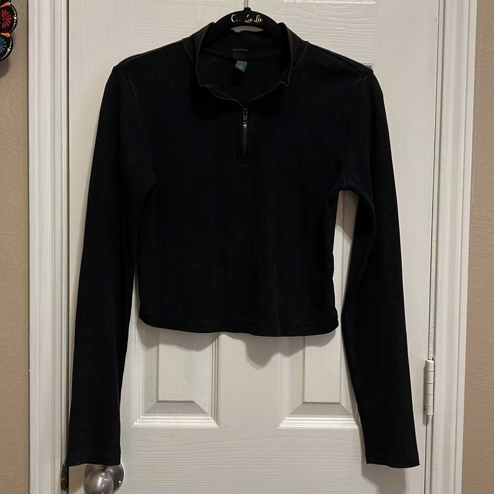 Wild Fable Vintage Black Cropped 1/4 Zipup Shirt - image 1