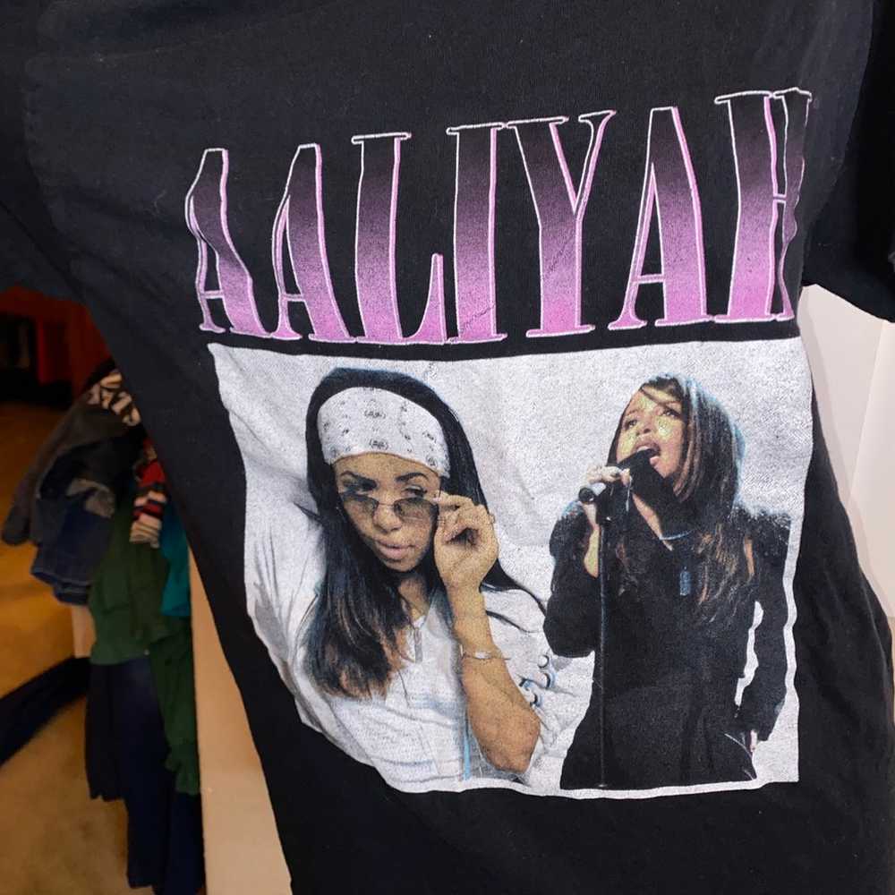 Aaliyah T-Shirt - image 3