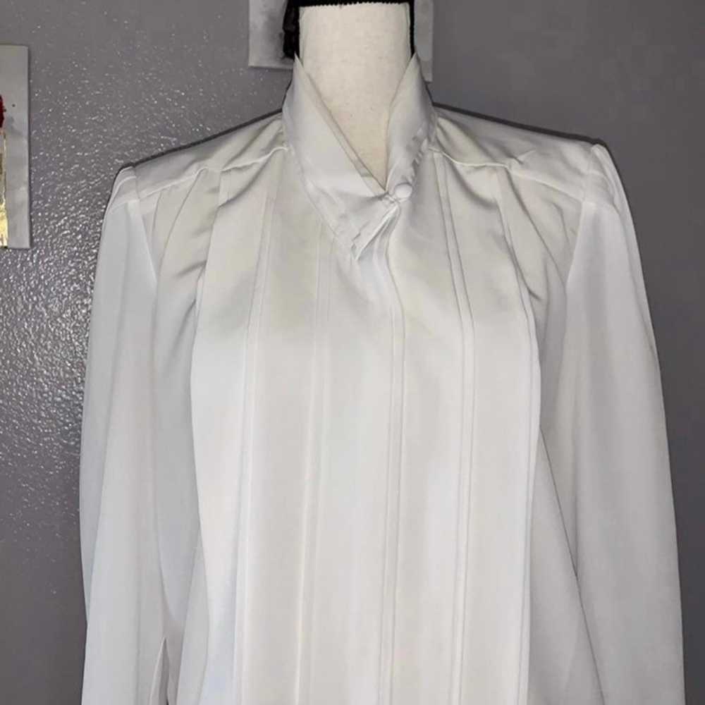 Joanna Vintage White pleated long sleeve Button D… - image 2