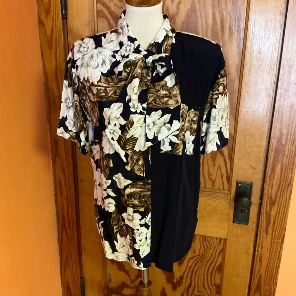 Vintage 80s Hawaiian top - image 3