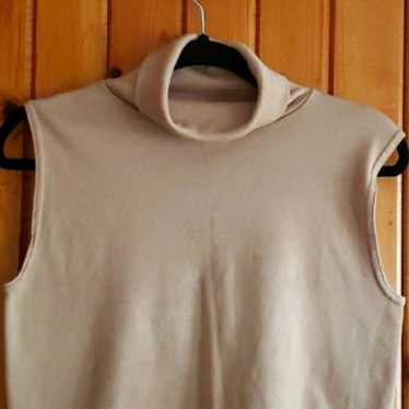 VINTAGE WHITE STAG Crop Turtleneck