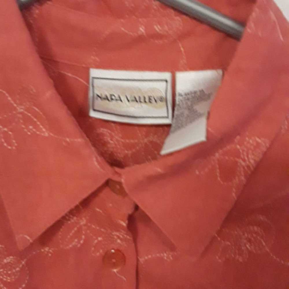 NAPA VALLEY CORAL COLOR MED SHIRT - image 3