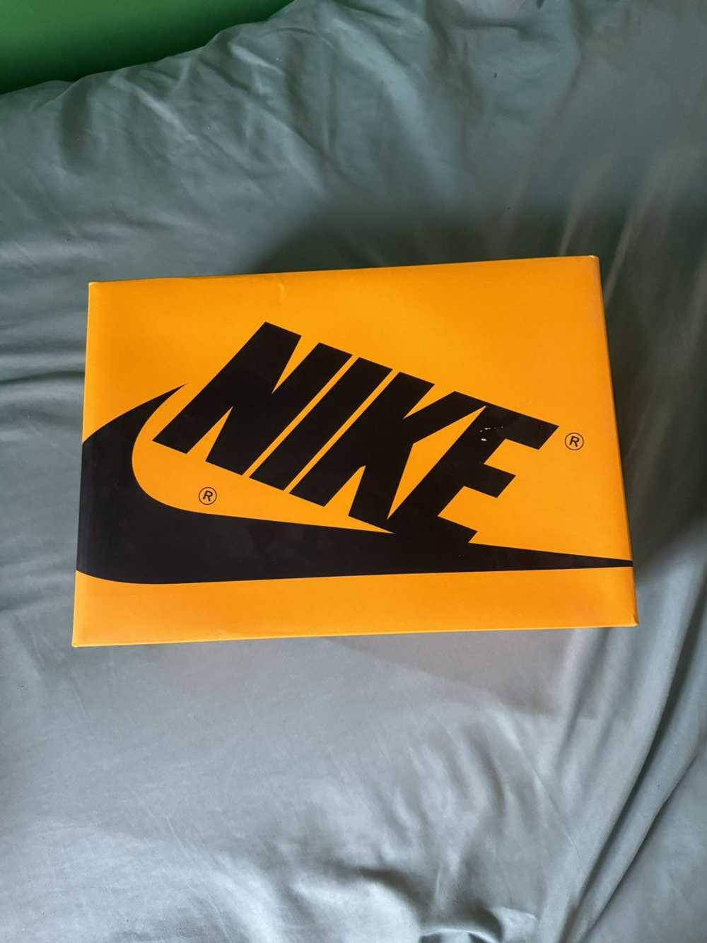 Jordan Brand Nike Air Jordan 1 High Taxi 2022 - image 7