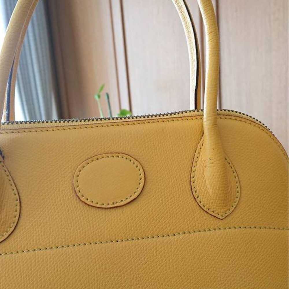 High-class handbag shoulder bag yellow. - image 7