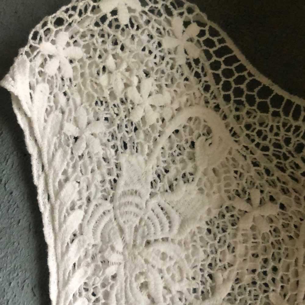 Abercrombie and Fitch vintage lace box top - image 6