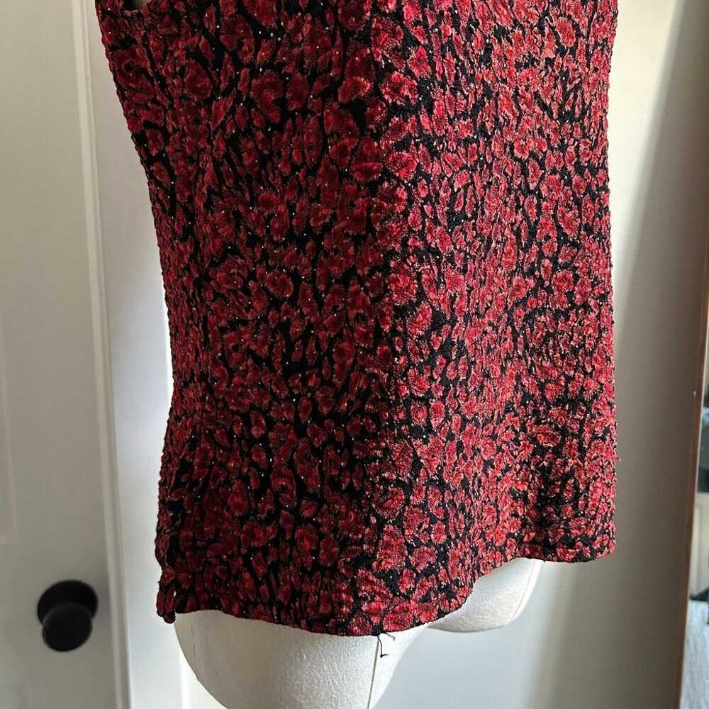 Ronni Nicole Vintage Red Textured Floral Tank Top… - image 5