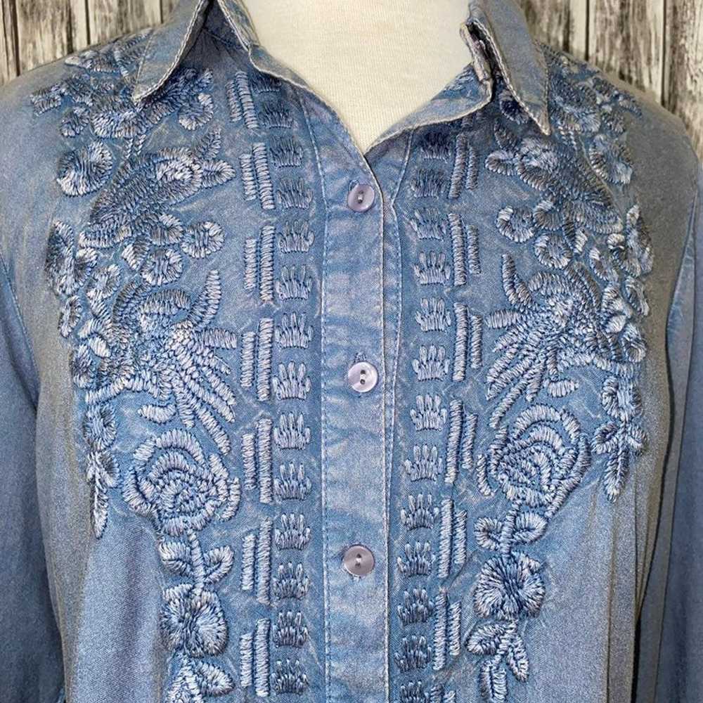 SOFT SURROUNDINGS Embroidered Button Front Roll-T… - image 10