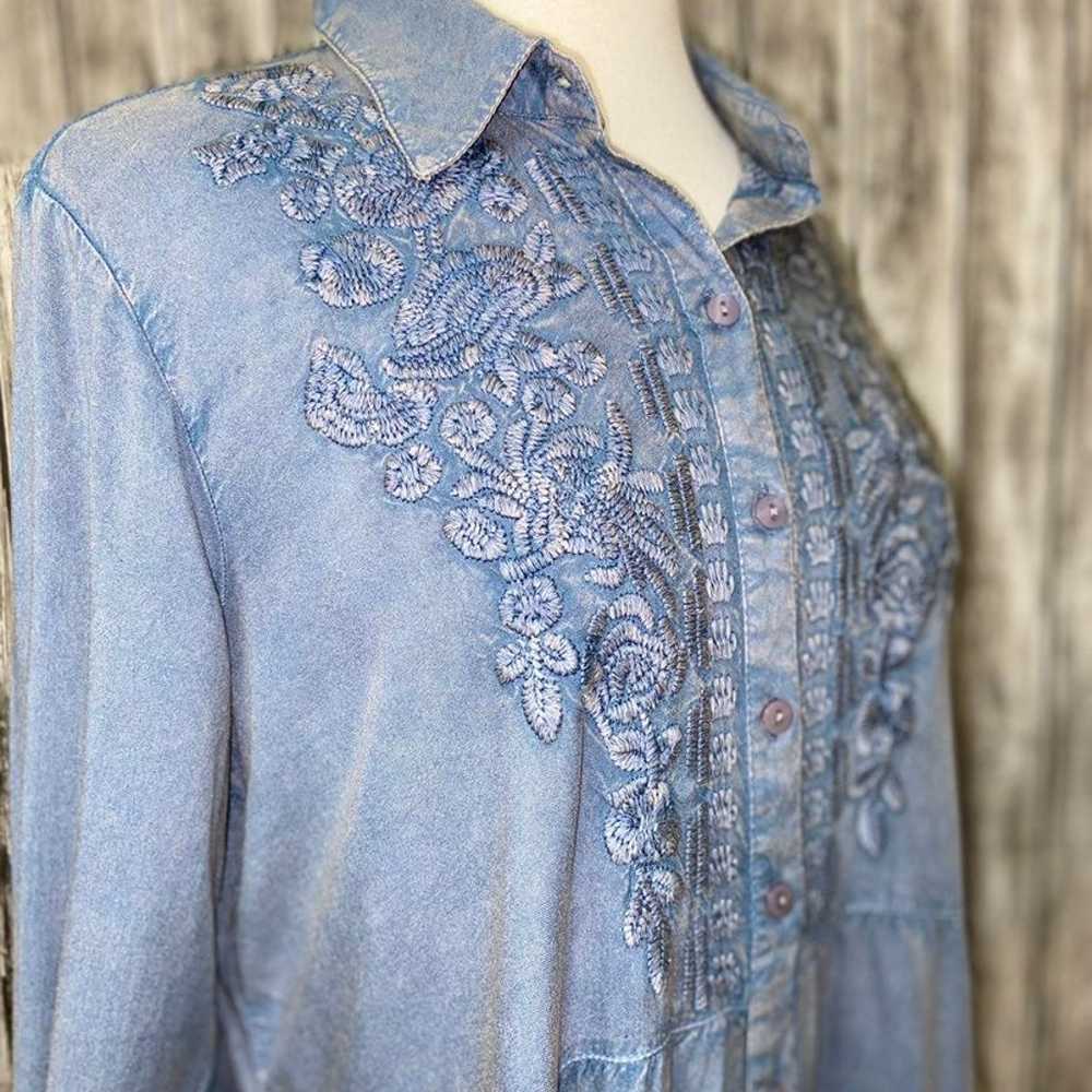 SOFT SURROUNDINGS Embroidered Button Front Roll-T… - image 9