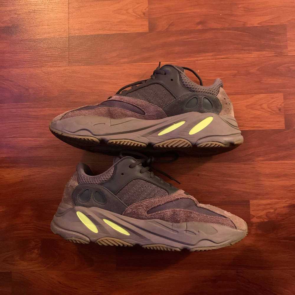 Adidas Yeezy Boost 700 Mauve - image 2