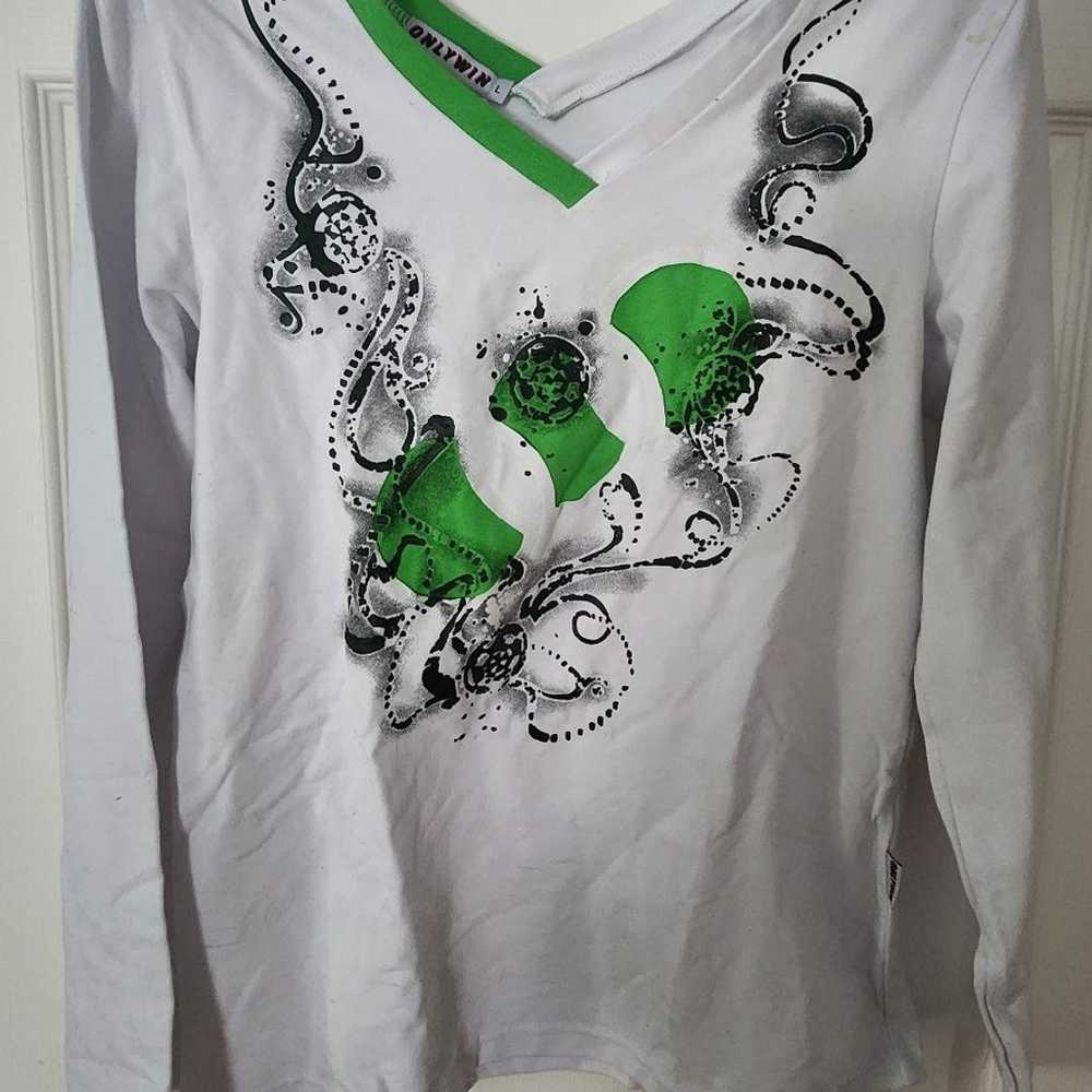 NWOT Only Win White Green Long Sleeve Double VNec… - image 1