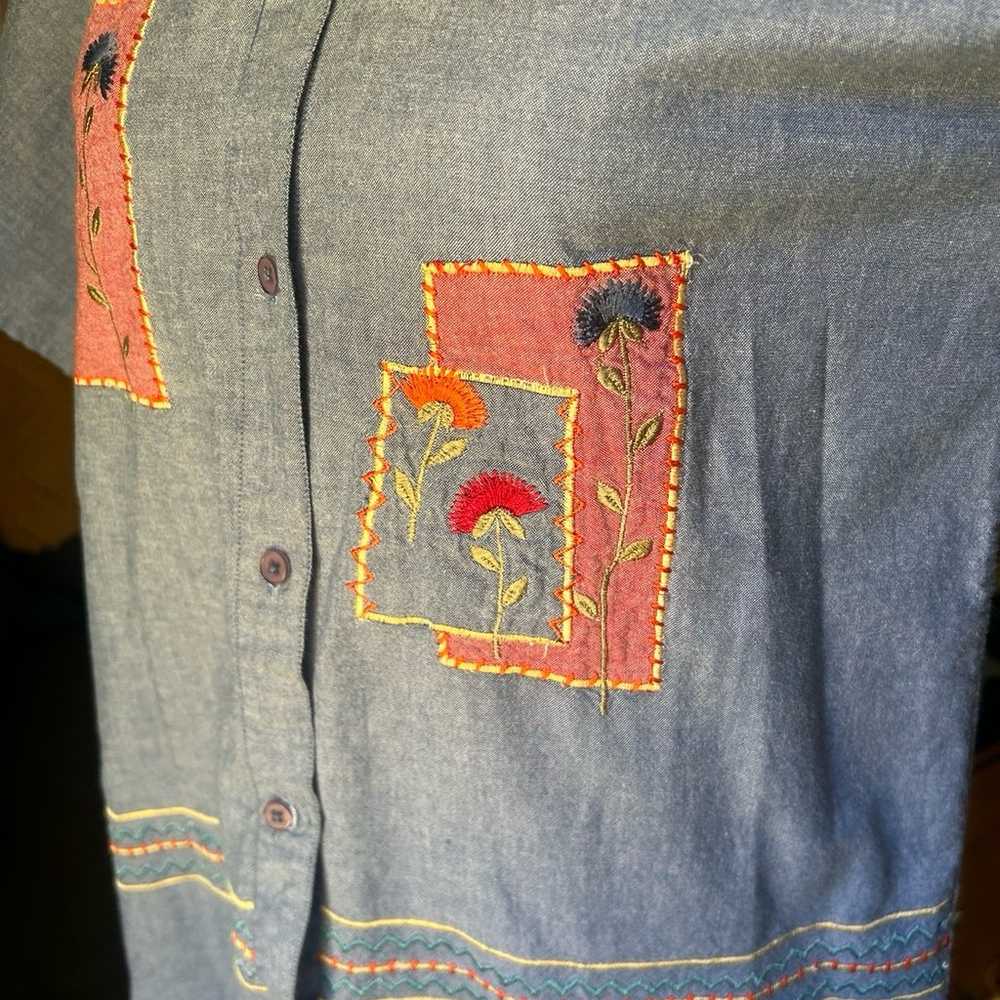 Bobbie Brooks Embroidered Button Up - image 3