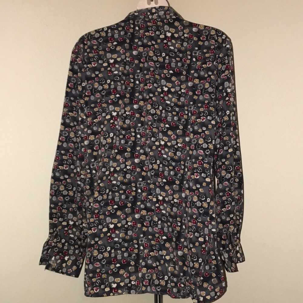 NWOT Impressions Beautiful button down blouse - image 6