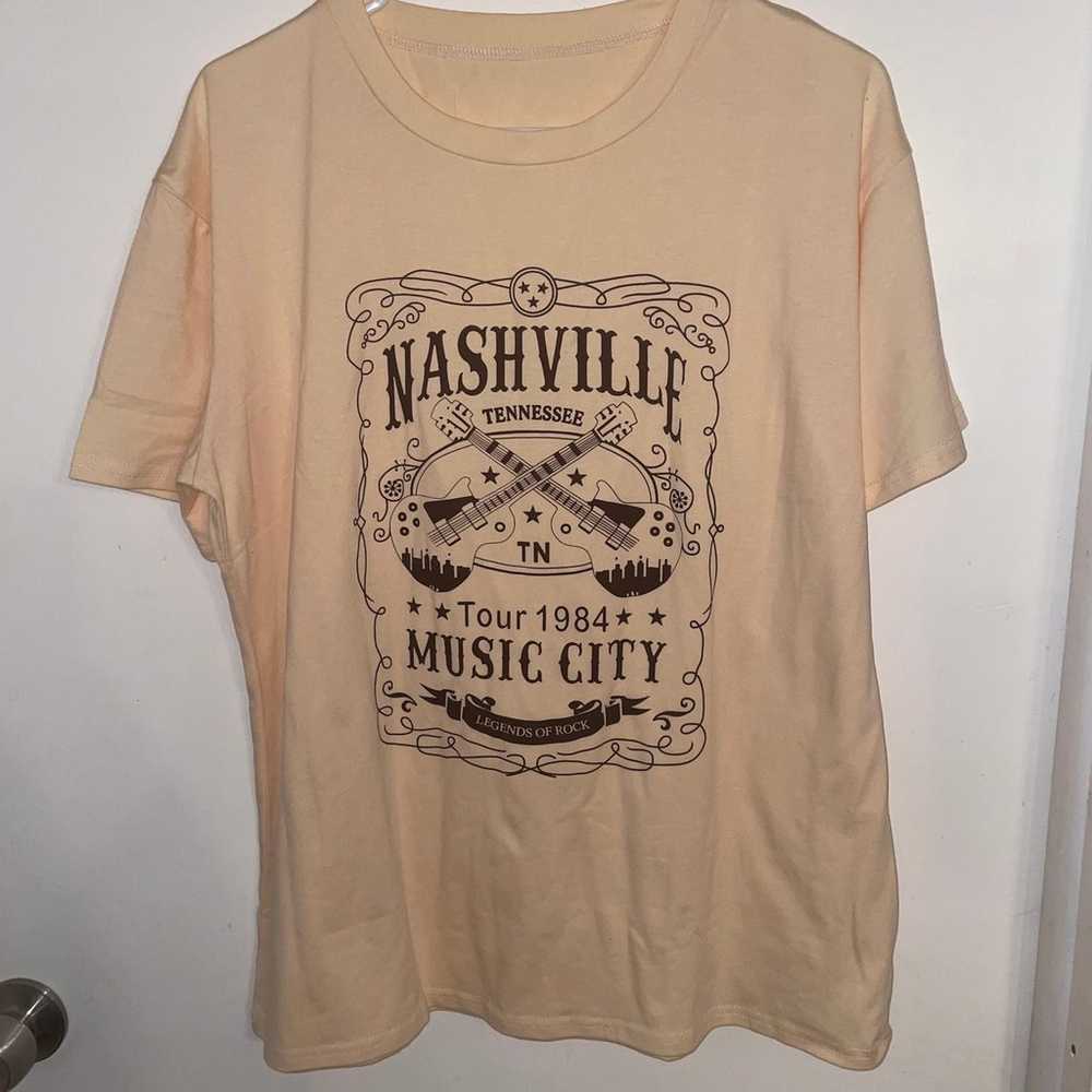 NWOT Nashville Graphic T-Shirt for Women Music Ci… - image 6