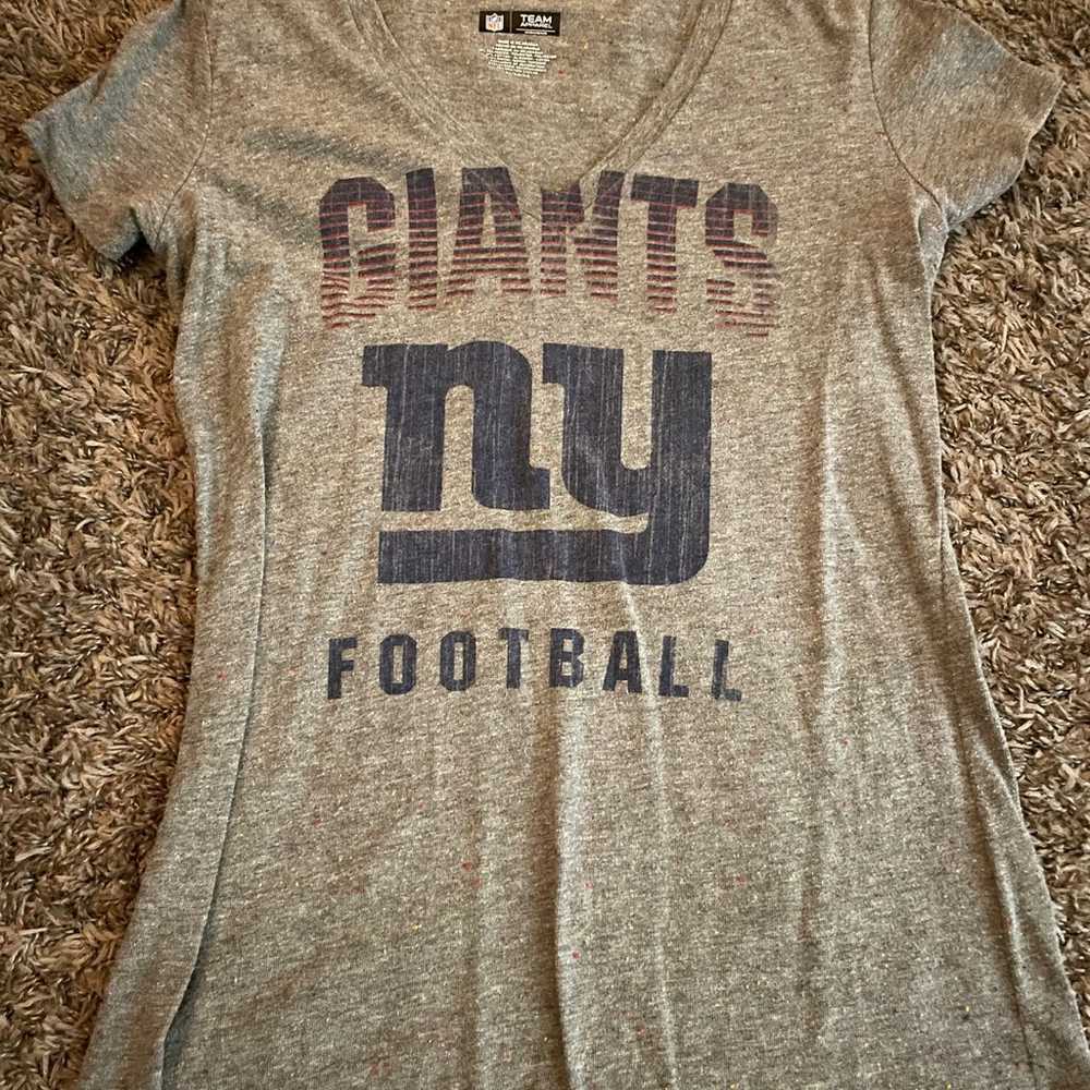 Womens nike new york giants preowned euc shirt, s… - image 1