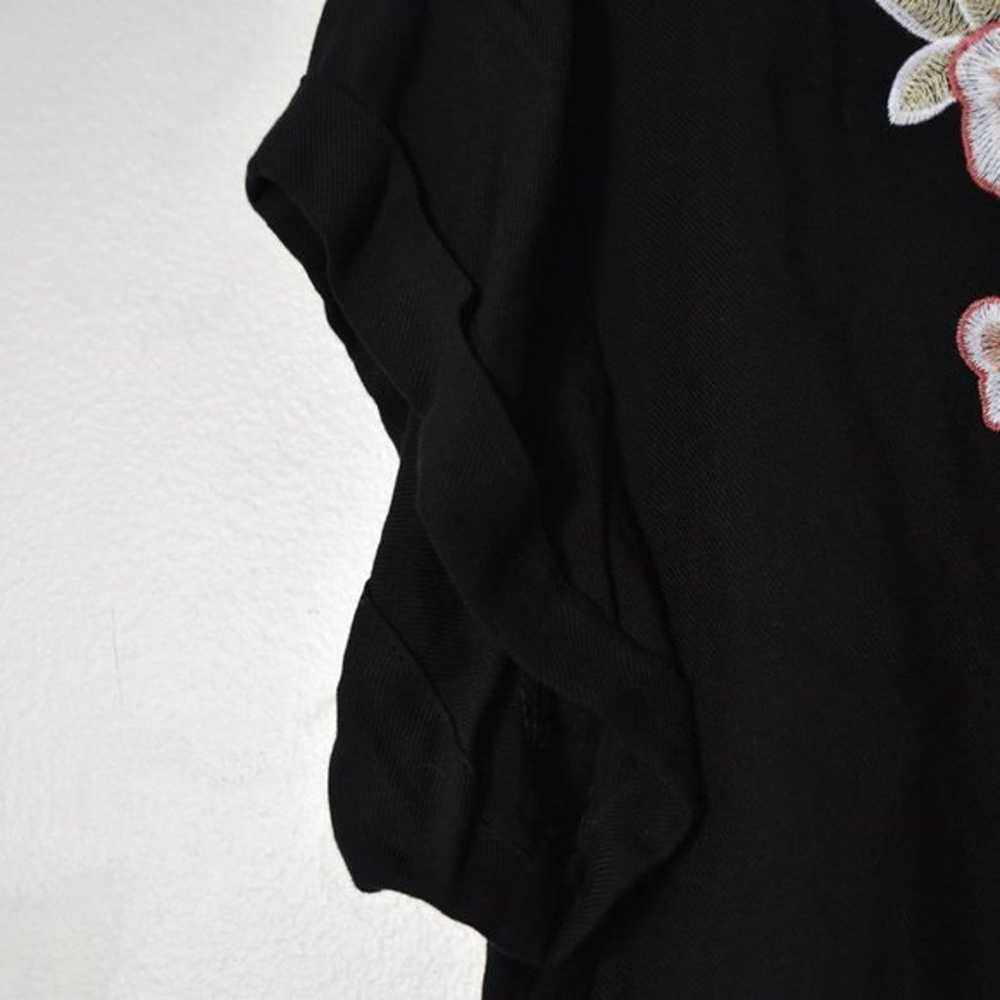 Como Vintage loose black top with embroidered pin… - image 4