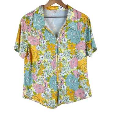 WAYF Naomi Pastel Floral Printed Short Sleeve But… - image 1