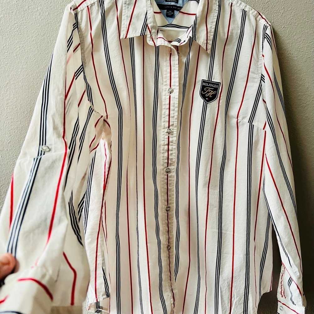 TOMMY HILFIGER VINTAGE WHITE W/RED& BLUE PINSTRIP… - image 2