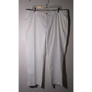 Haggar Men's HAGGAR White "Straight Fit" Chino Pan