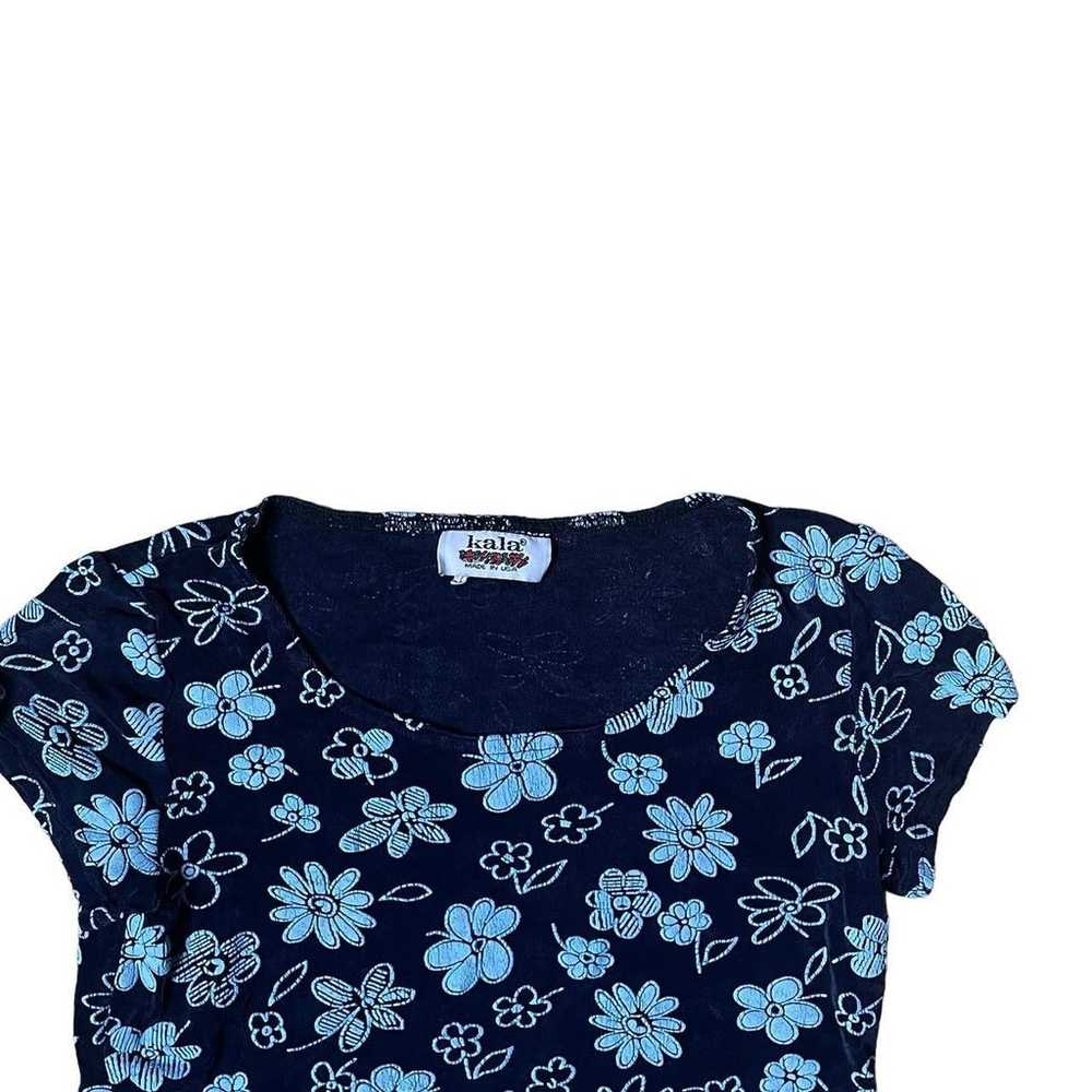 Vintage Blue Floral Crop Top - image 2