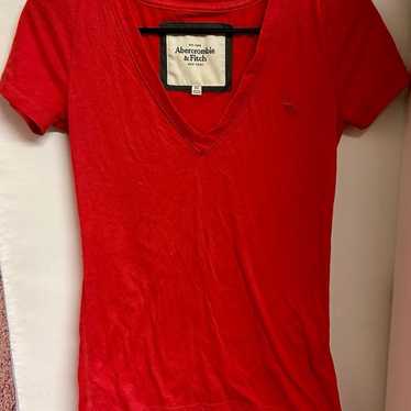 VINTAGE y2k ABERCROMBIE & FITCH VNECK TEE - image 1