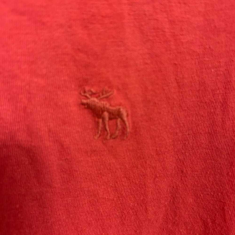 VINTAGE y2k ABERCROMBIE & FITCH VNECK TEE - image 3