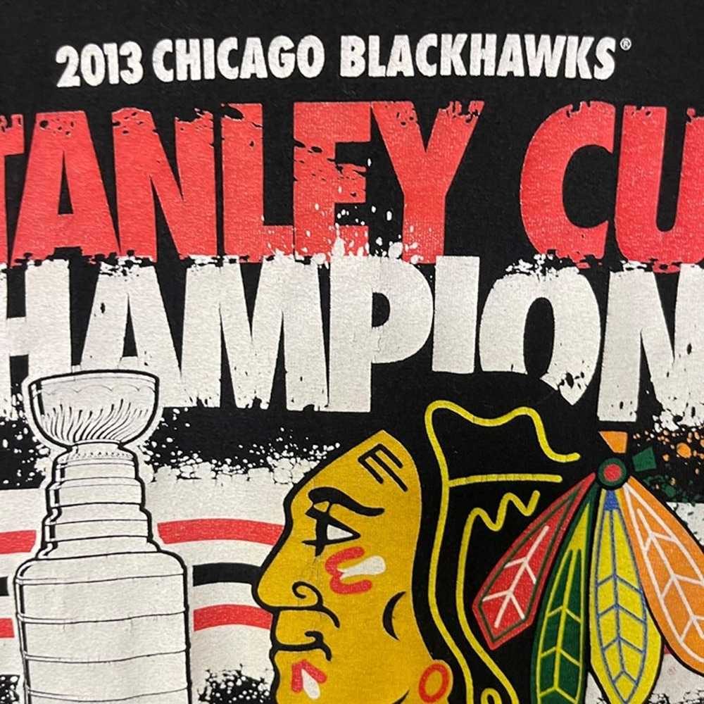 Reebok 2013 Blackhawks Stanley Cup Champion T-Shi… - image 5