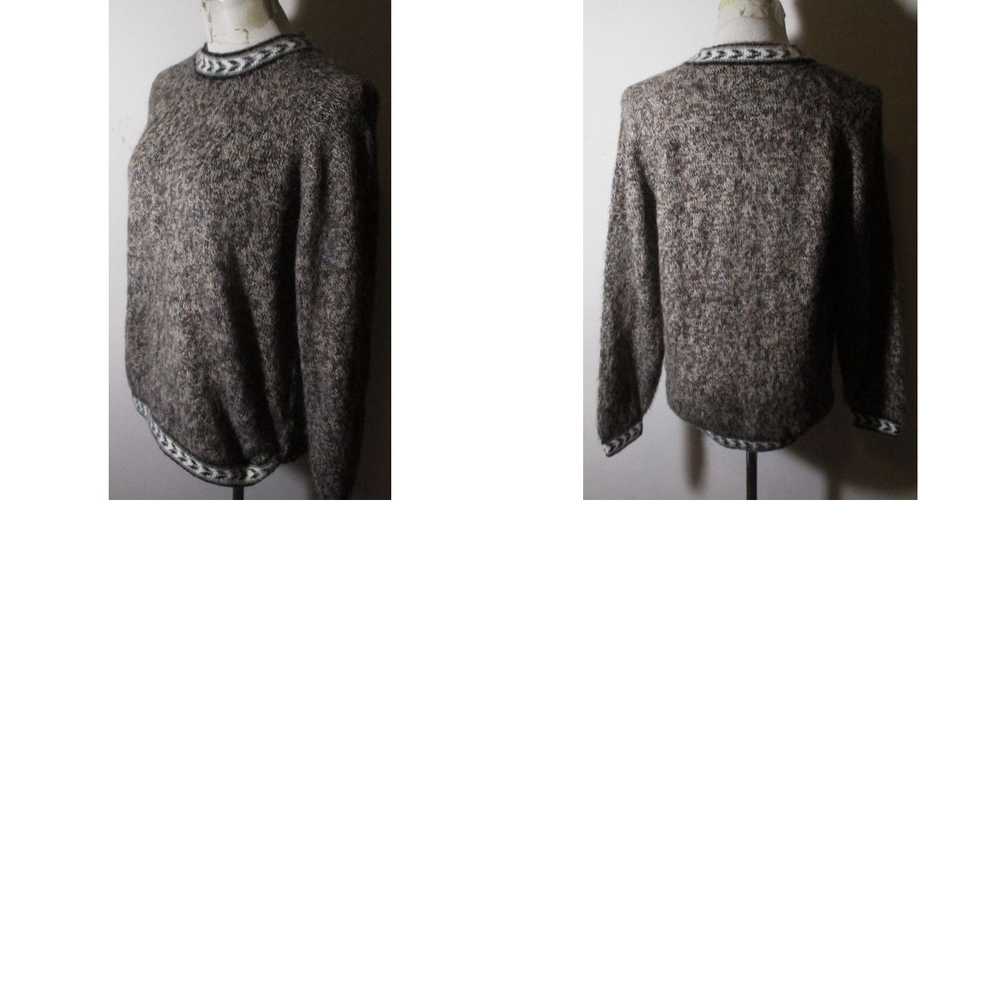 Vintage Women's Taupe Mohair Wool Long Sleeve Swe… - image 4