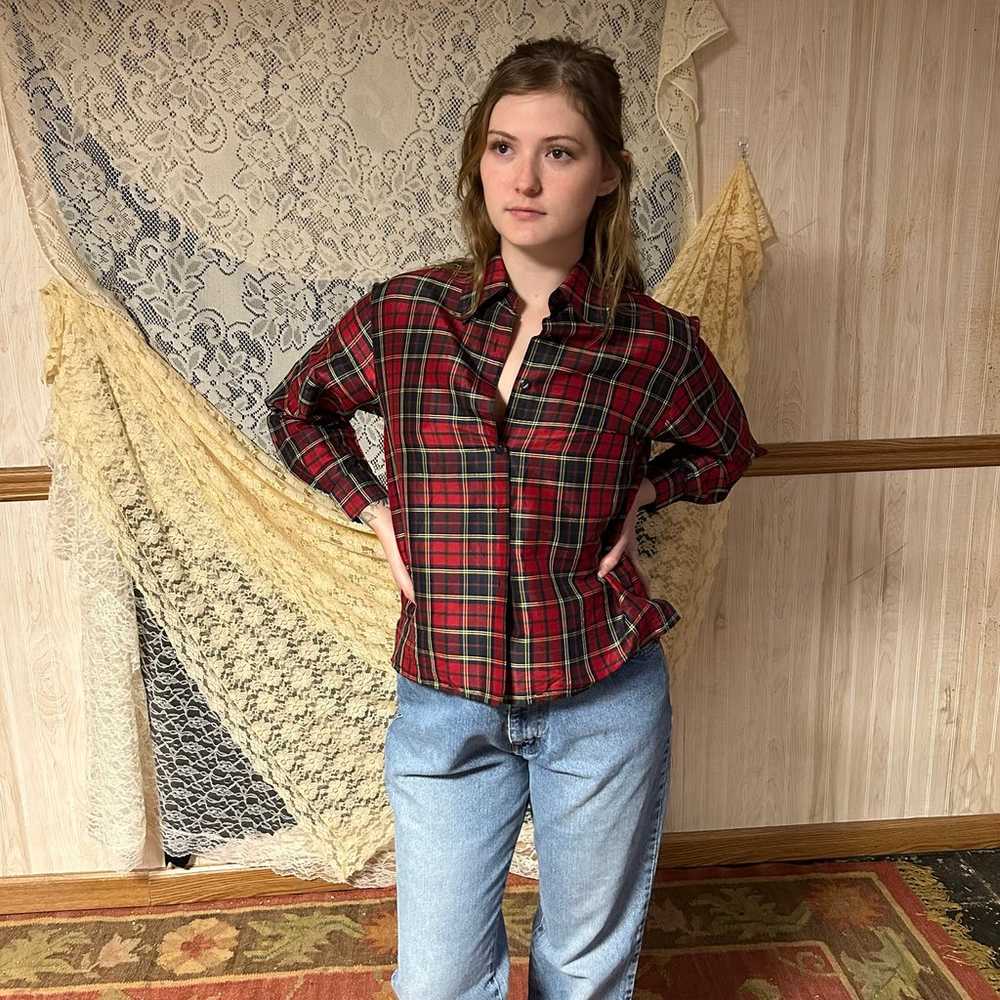 Plaid longsleeve cropped button down - image 1