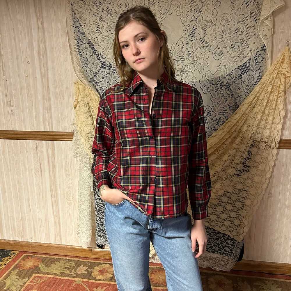 Plaid longsleeve cropped button down - image 2