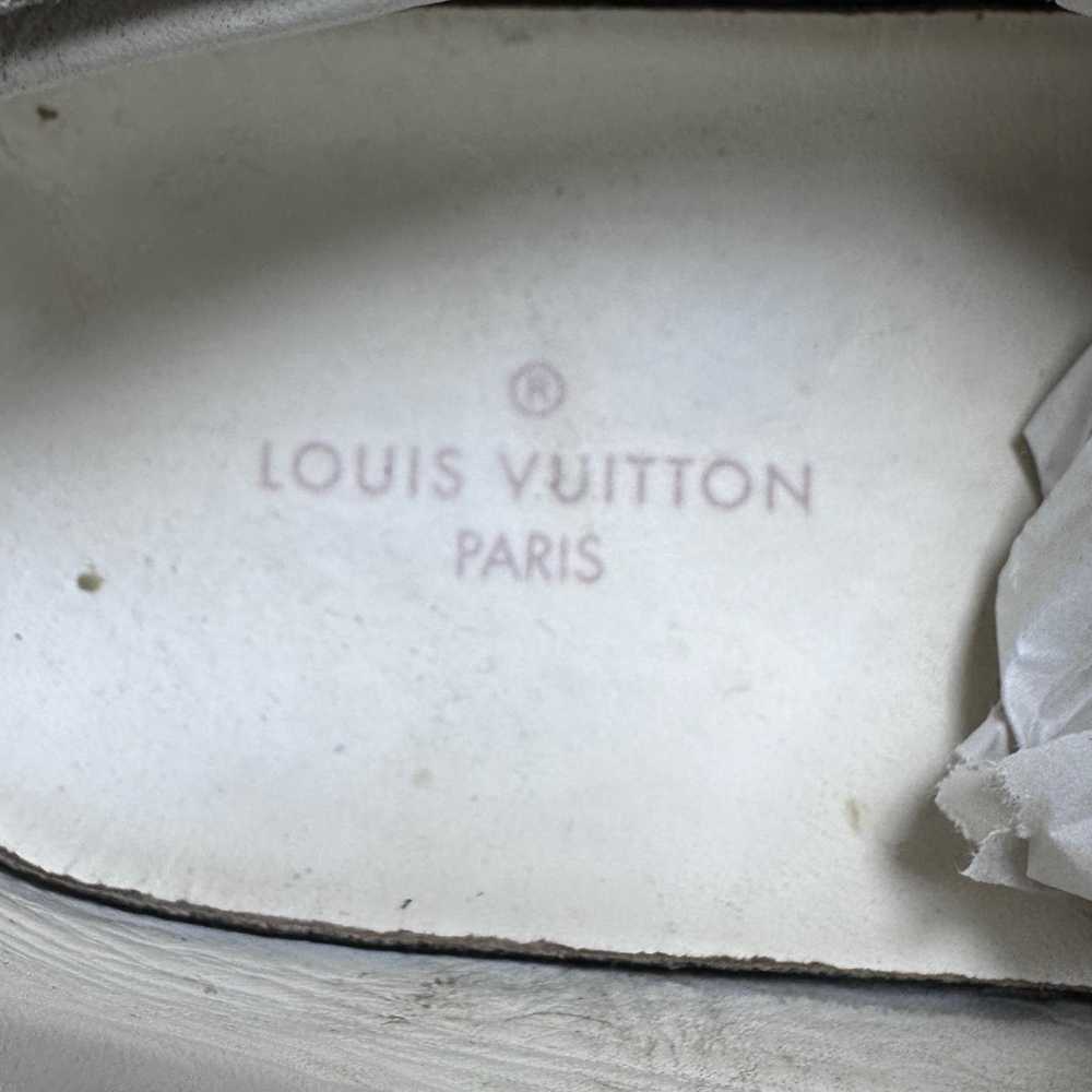 Louis Vuitton Brown/White Monogram Ollie Low - image 11