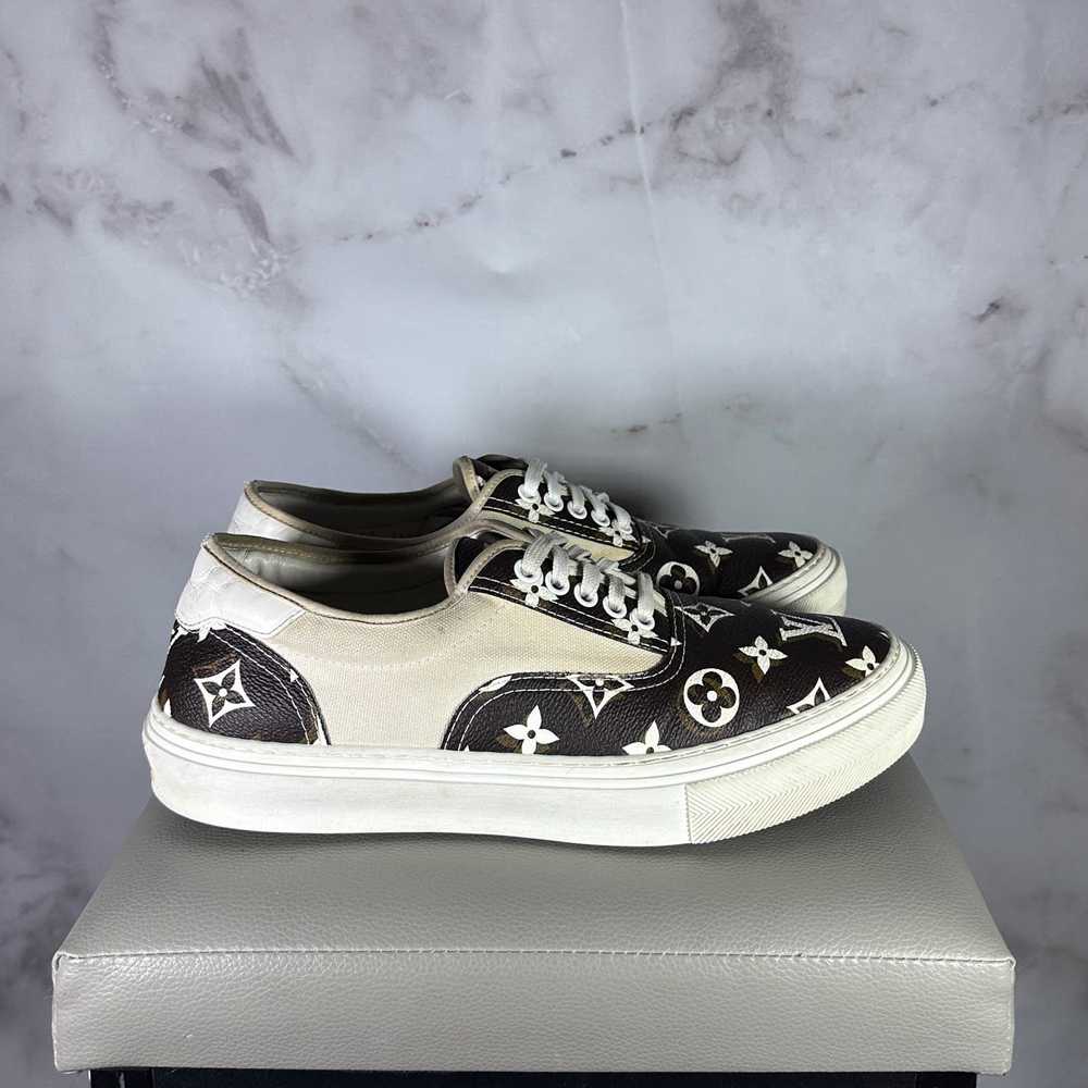 Louis Vuitton Brown/White Monogram Ollie Low - image 7