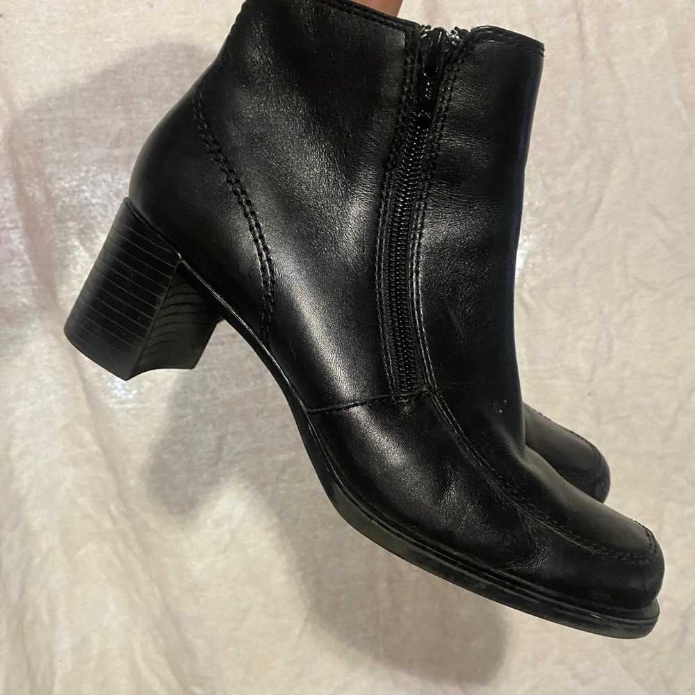 Covington: vintage leather boots - image 2