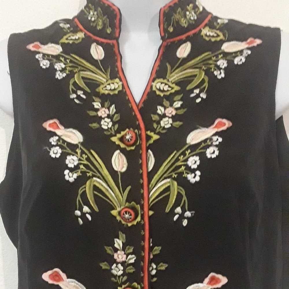 VTG. 100% SILK ASIAN EMBROIDERED S TOP - image 3