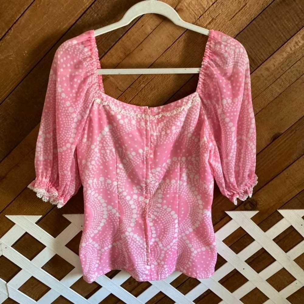 Vintage pink groovy spots blouse - image 10