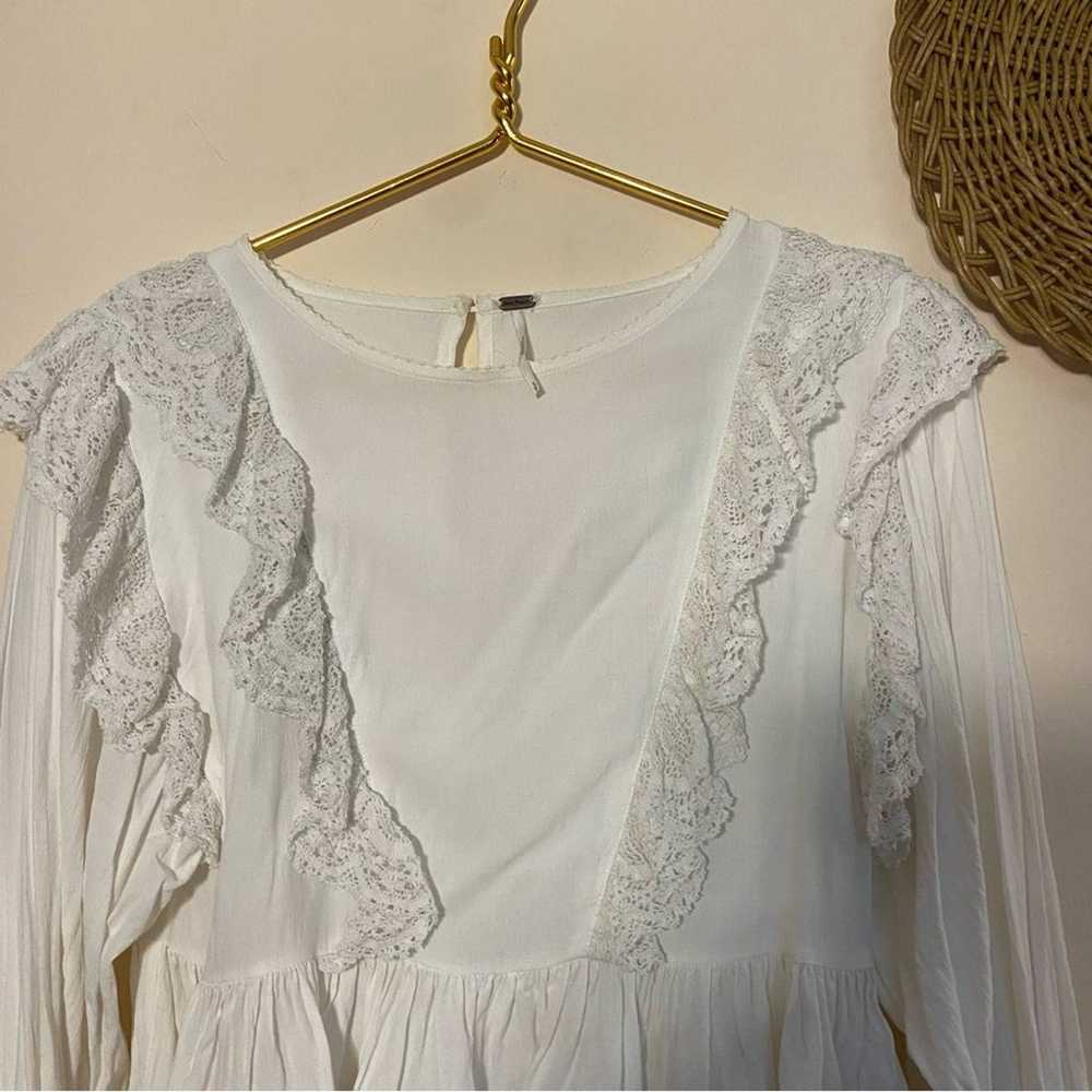 Free People Cottagecore Lace White Ruffle Long Sl… - image 3