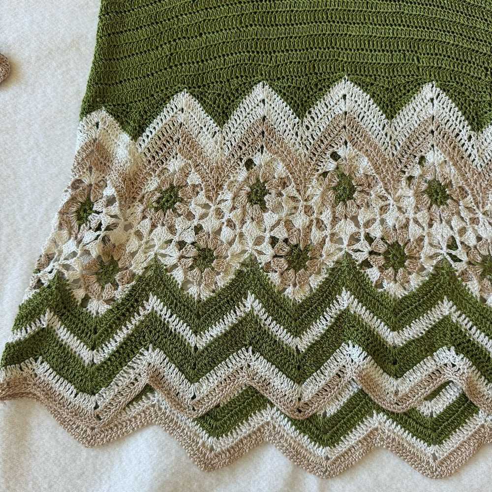 Vintage BCBG Crochet Green Top Sweather Size S - image 4