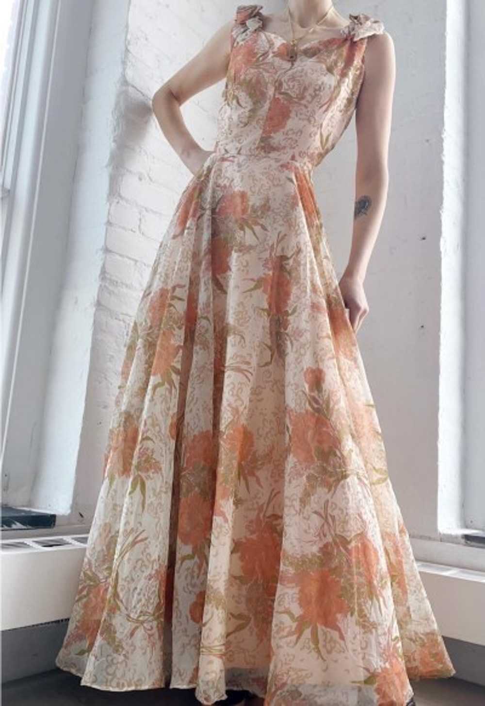 70s peachy flora dress - image 4