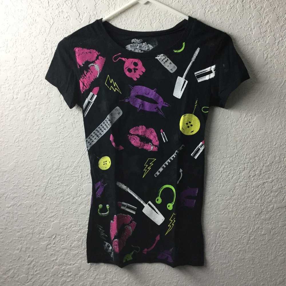 graphic tees women - image 1