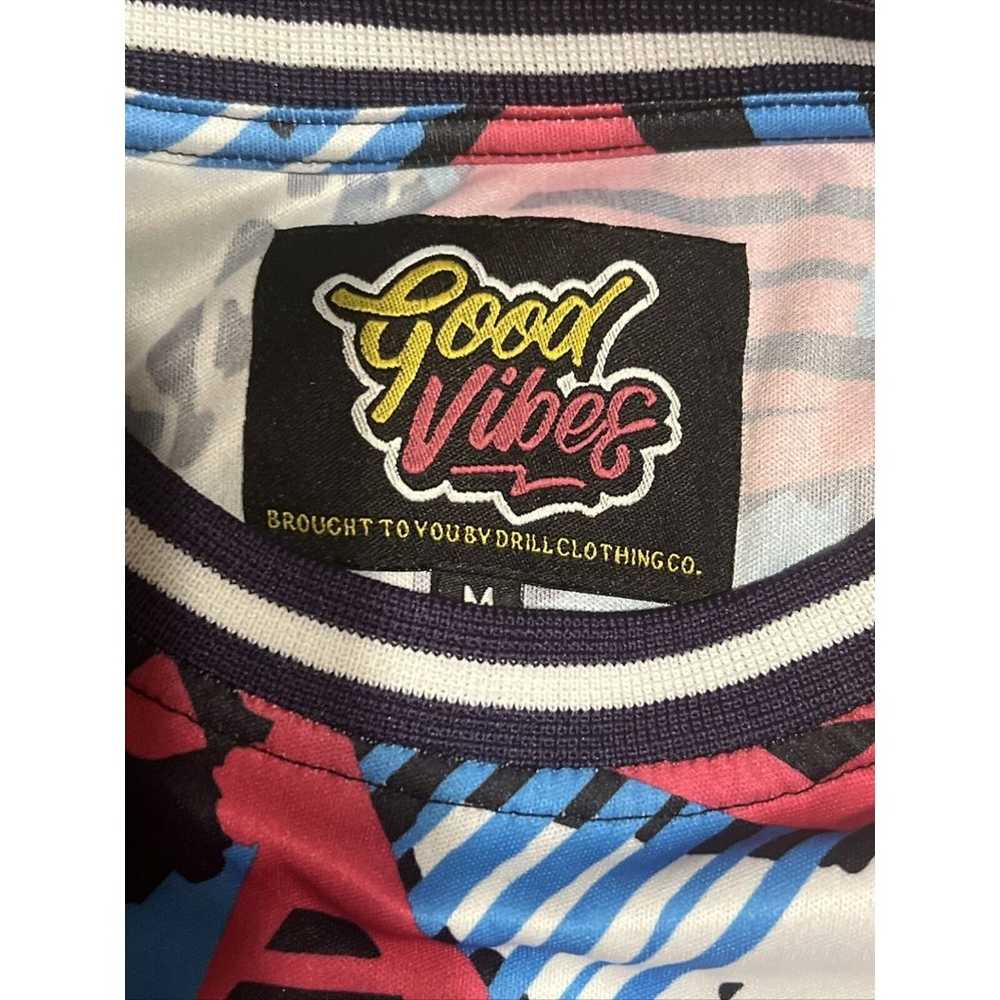 Good Vibes Drill Clothing T-Shirt Multicolor Star… - image 4