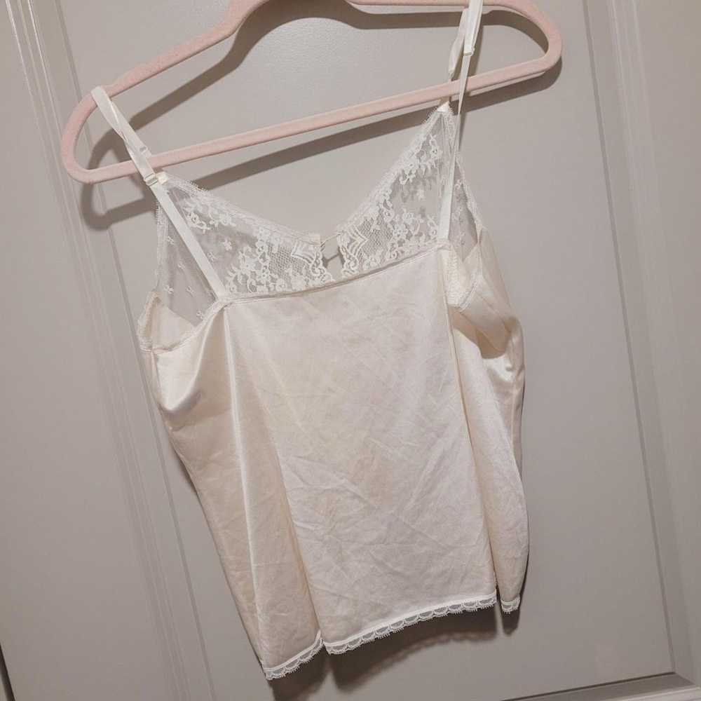 ☆Crème Vintage Vanity Fair Camisole ☆ - image 3