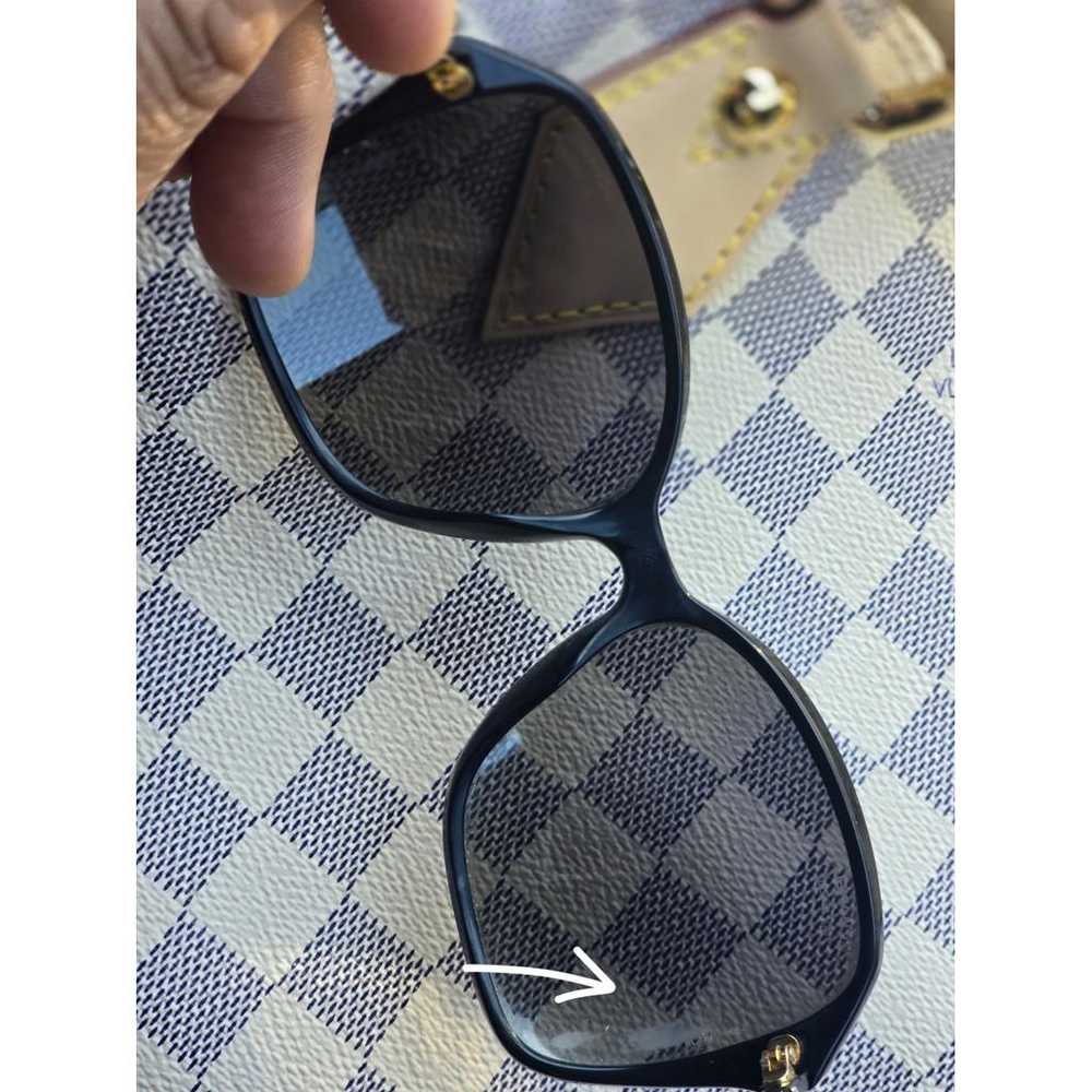 Chanel Oversized sunglasses - image 6