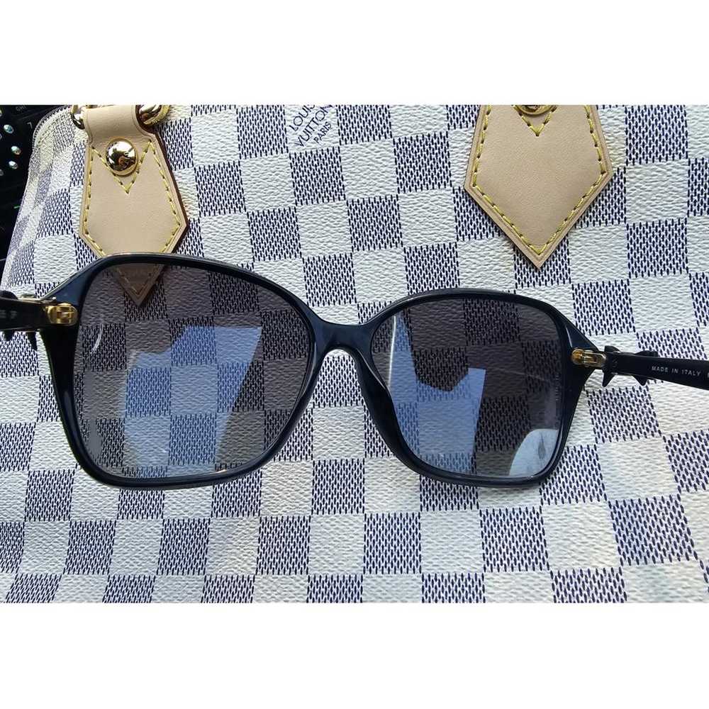 Chanel Oversized sunglasses - image 7