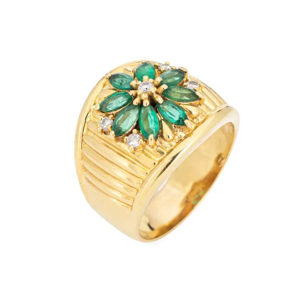 Emerald Diamond Cigar Ring Vintage 18 Karat Yello… - image 2