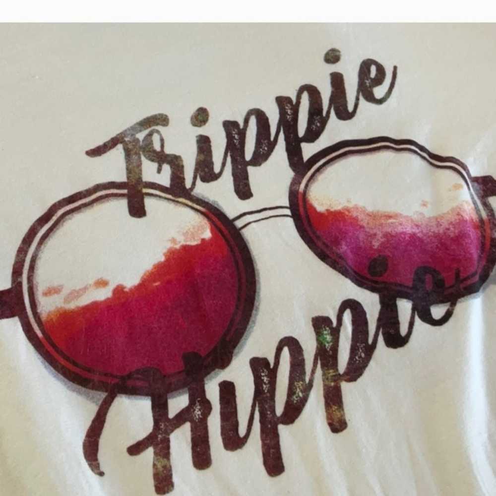 Super cute Hippie t-shirt - image 2